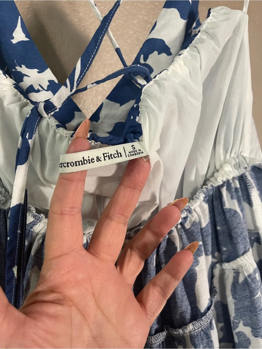 Abercrombie & Fitch Flowy Tiered Maxi Dress - Picture 7 of 11